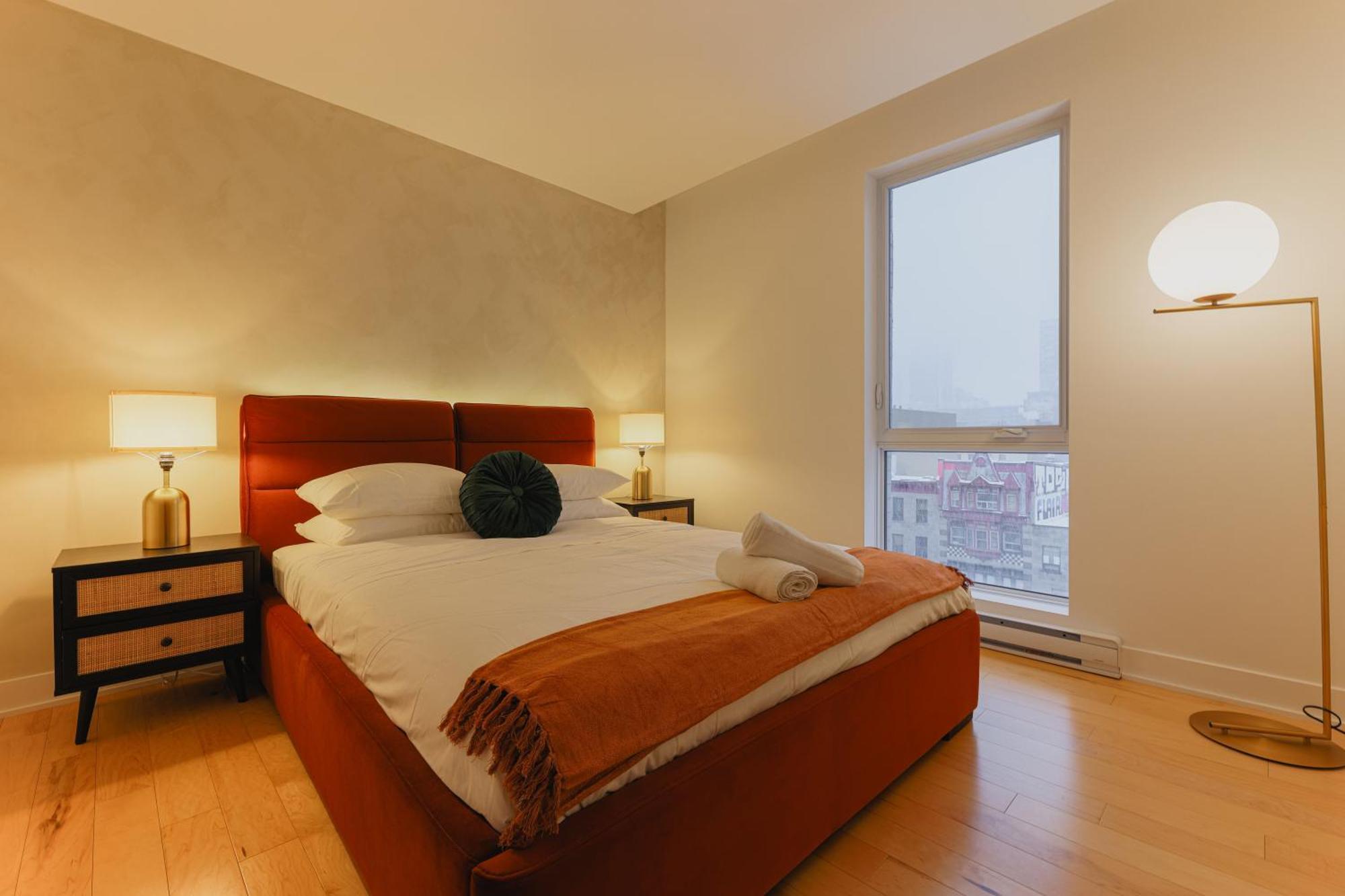 Rozenhaus Montreal Hotel Bagian luar foto