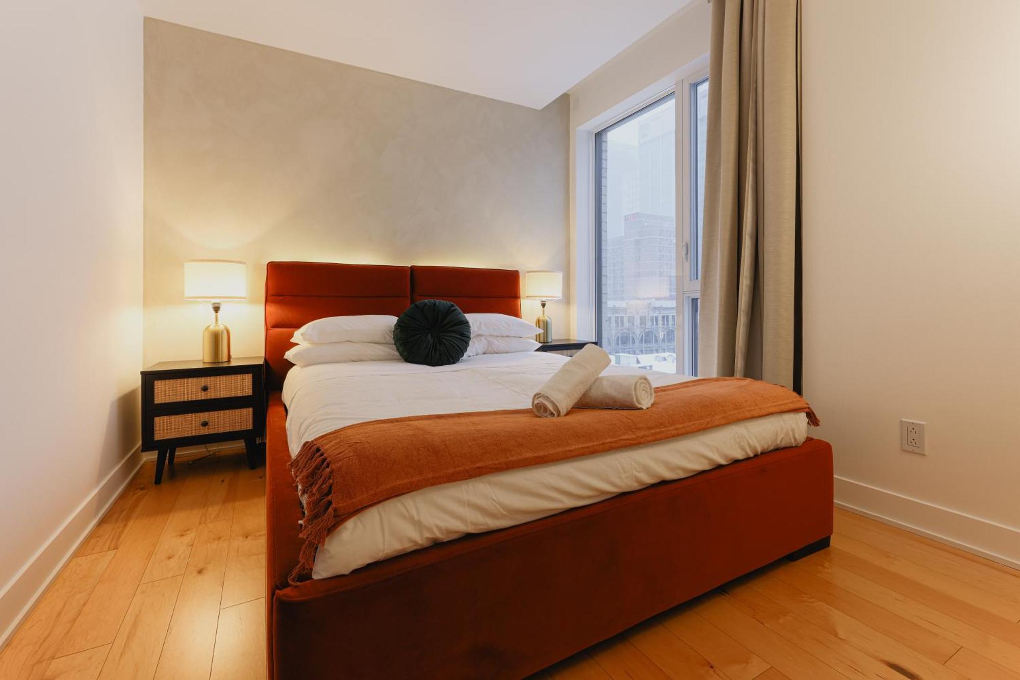 Rozenhaus Montreal Hotel Bagian luar foto