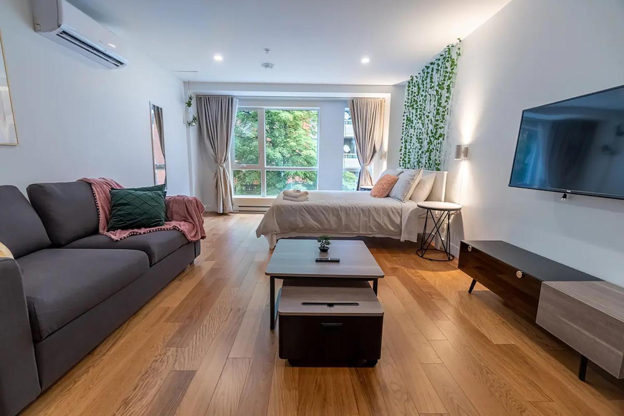 Rozenhaus Montreal Hotel Bagian luar foto
